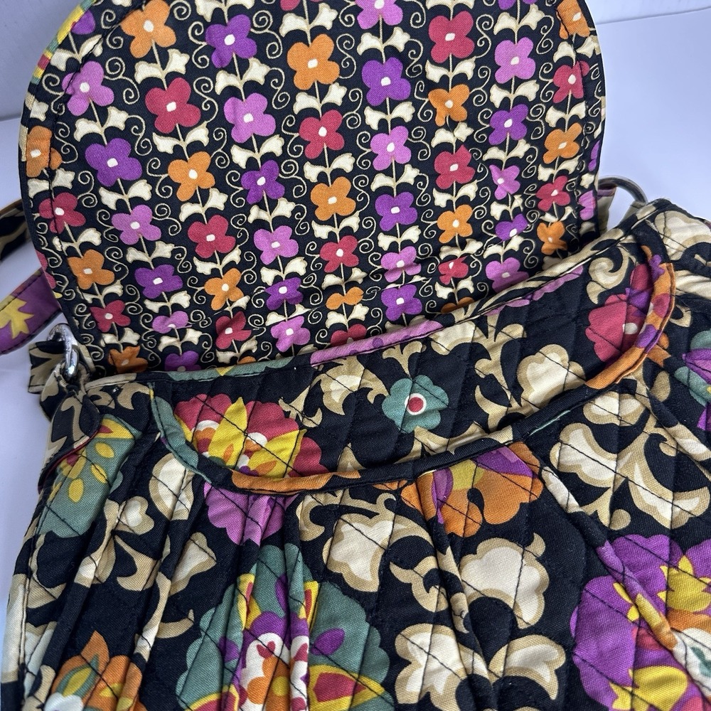 Vera Bradley Clare Suzani Crossbody Shoulder Saddle Bag Dark Floral Quilted - Picture 3 of 5